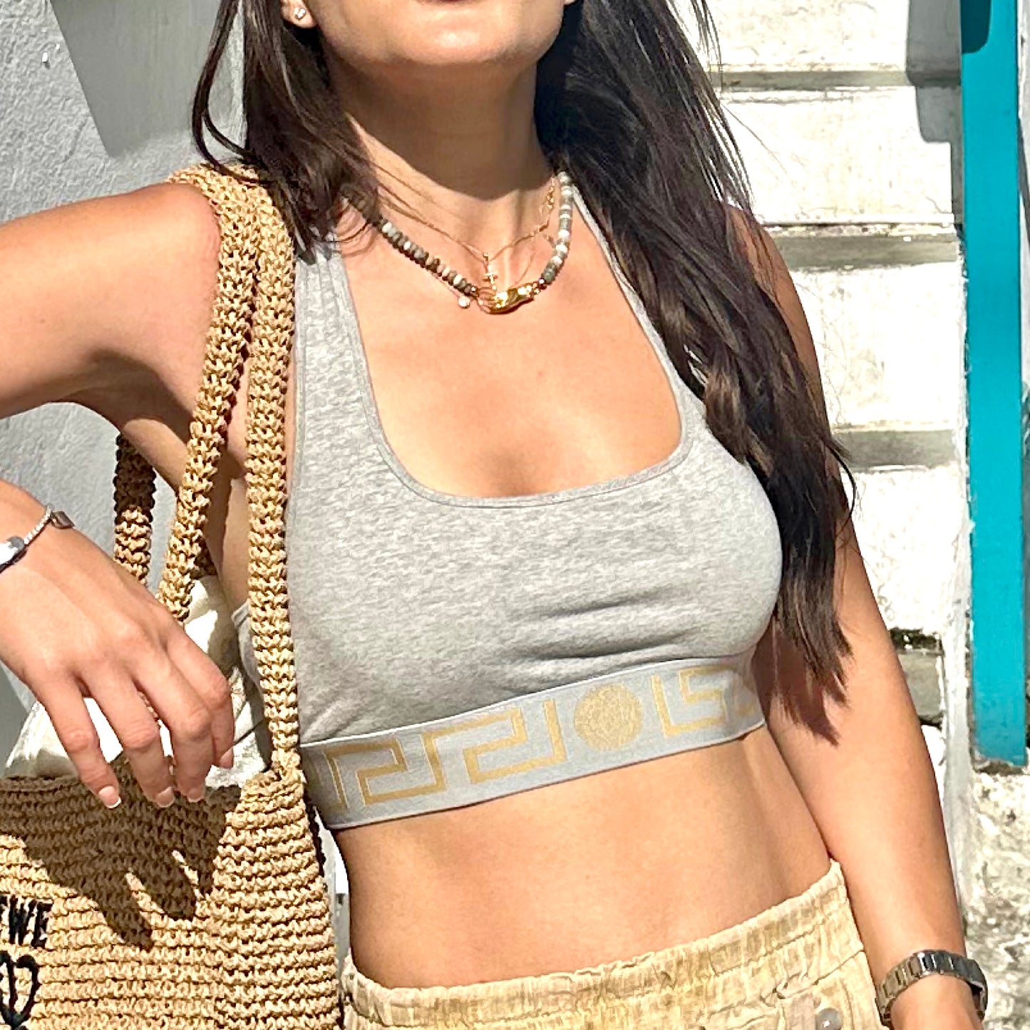 Collar mano “yo dekreto” con ágatas