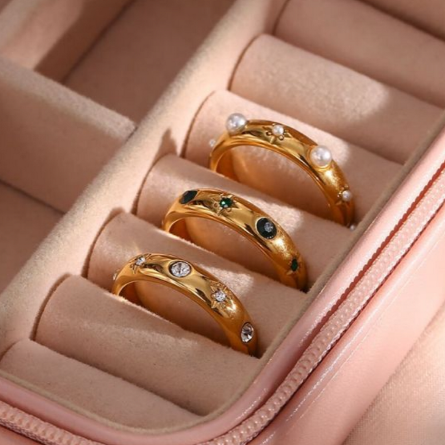 Anillo Estrellas con Perlas